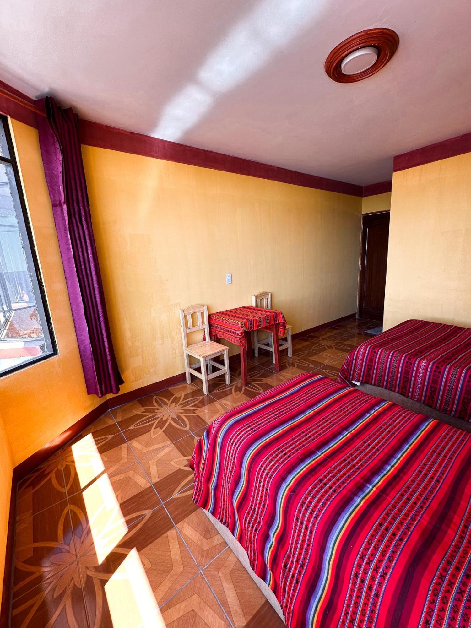Hostal Sol Y Lago Copacabana  Exterior photo